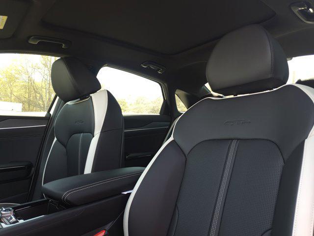 new 2025 Kia K5 car, priced at $29,830