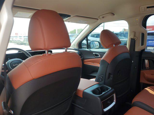 used 2026 Kia Carnival Hybrid car