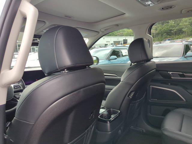 new 2025 Kia Telluride car, priced at $39,580