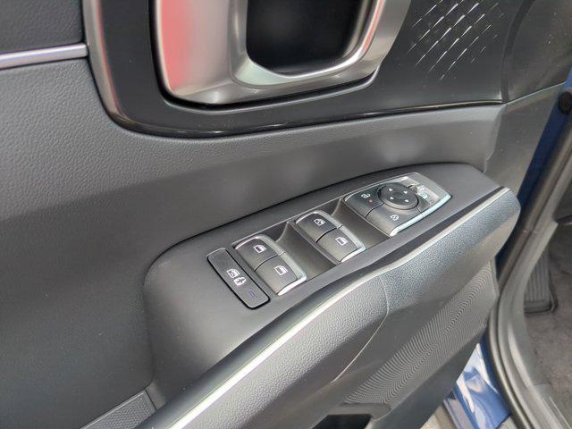 new 2025 Kia Sorento car, priced at $38,325