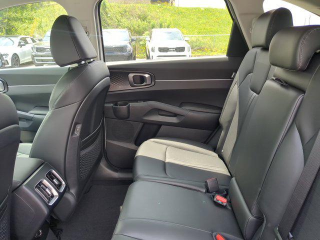 new 2025 Kia Sorento car, priced at $38,675