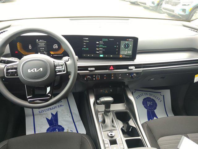 new 2025 Kia Sorento car, priced at $31,830