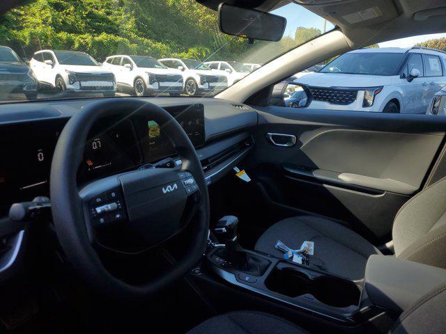 new 2025 Kia K4 car
