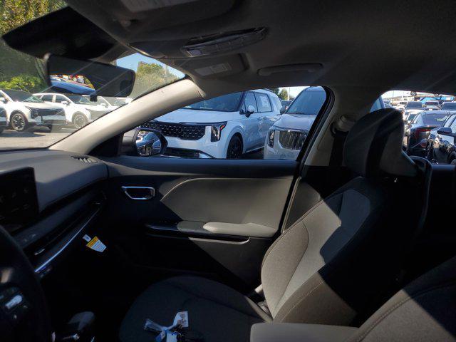 new 2025 Kia K4 car