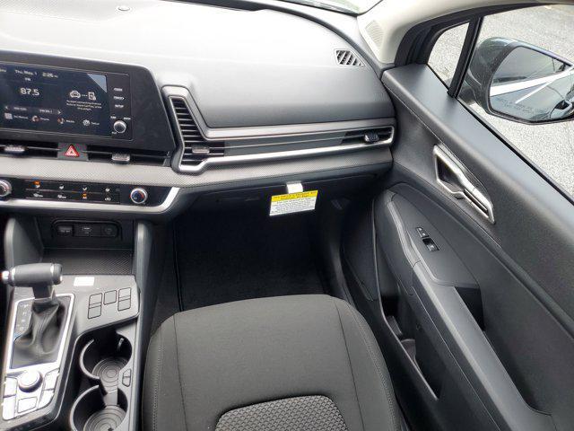 new 2025 Kia Sportage car, priced at $29,355