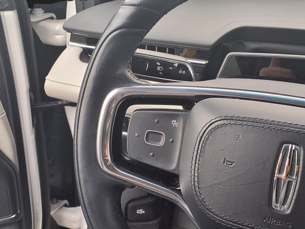 used 2024 Lincoln Nautilus car, priced at $51,621
