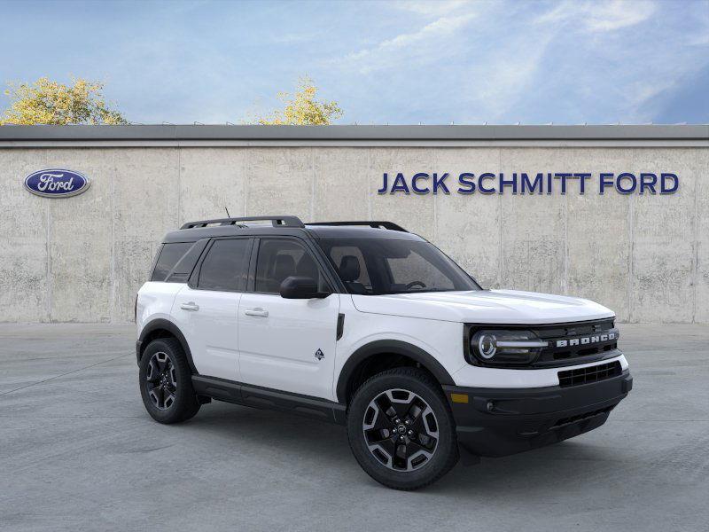 new 2024 Ford Bronco Sport car, priced at $33,935