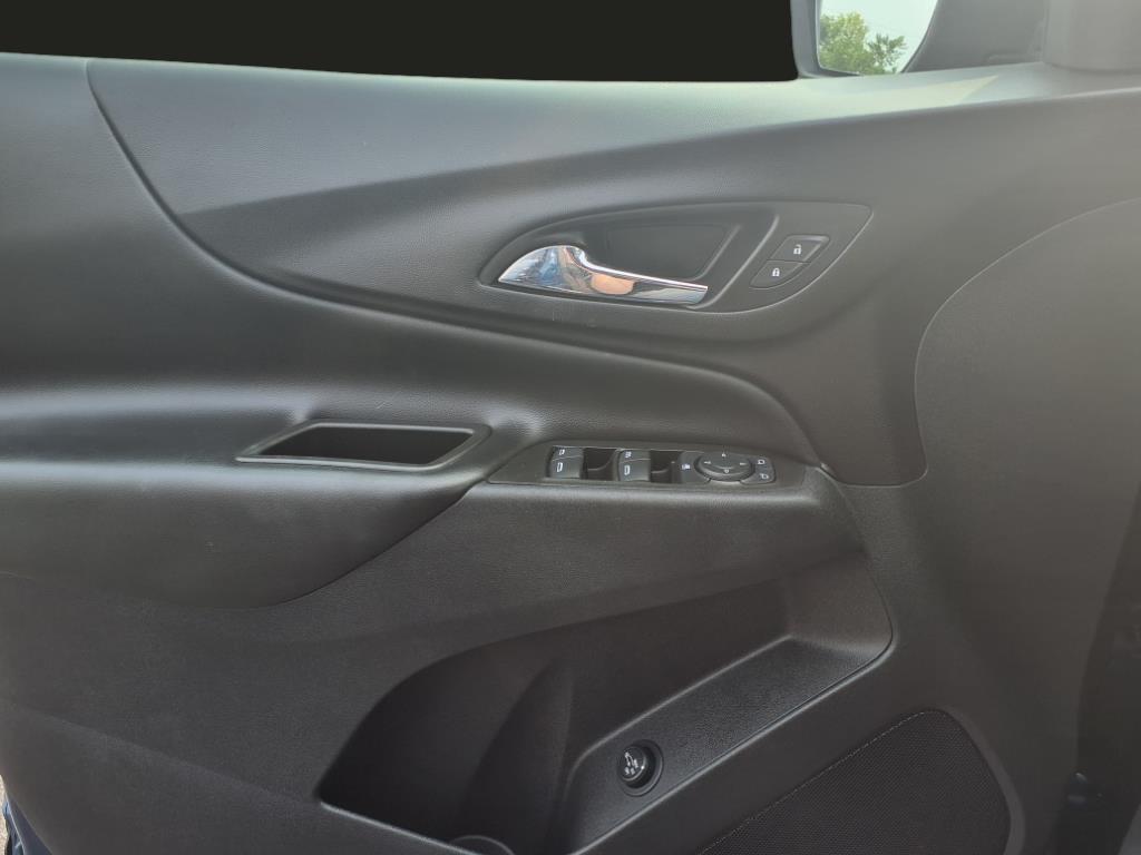 used 2021 Chevrolet Equinox car, priced at $18,952