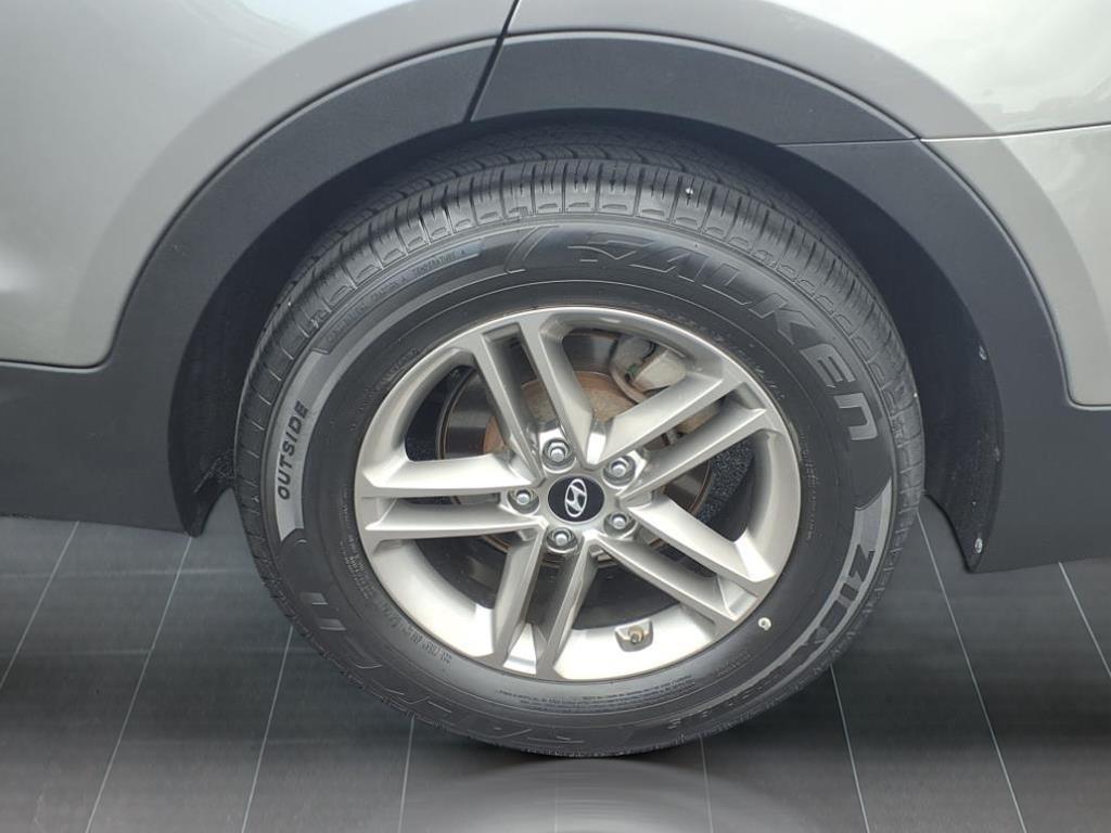 used 2018 Hyundai Santa Fe Sport car, priced at $13,785