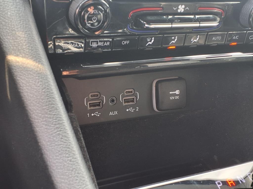 used 2021 Jeep Grand Cherokee L car, priced at $29,990