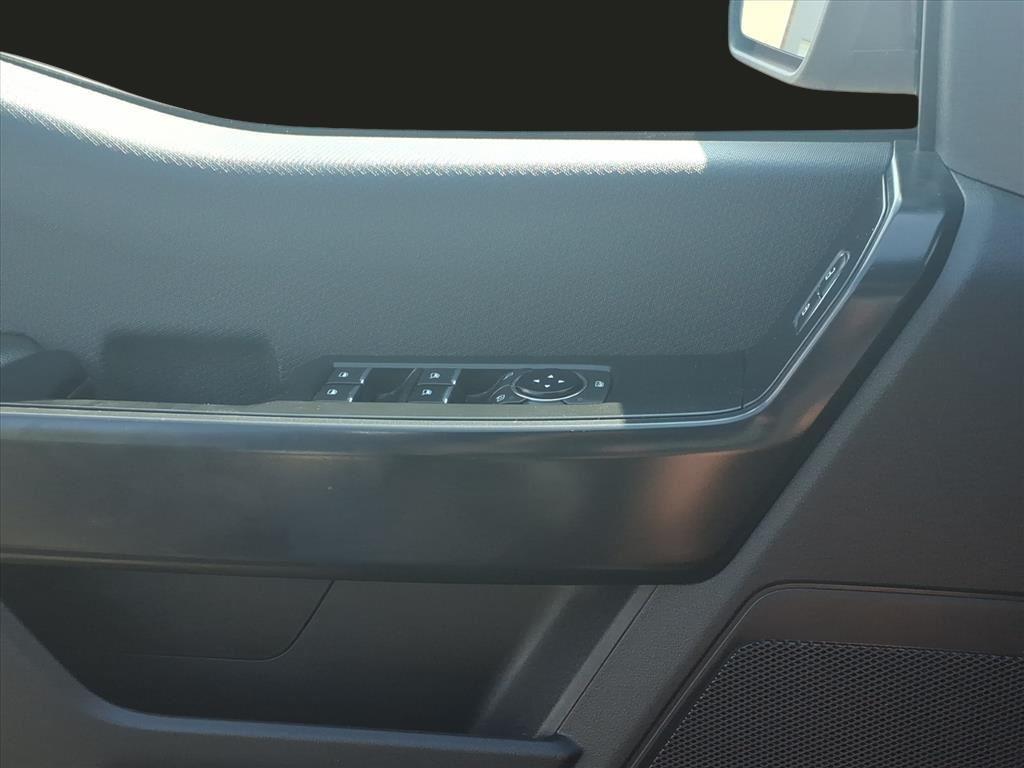 used 2022 Ford F-150 car, priced at $33,000