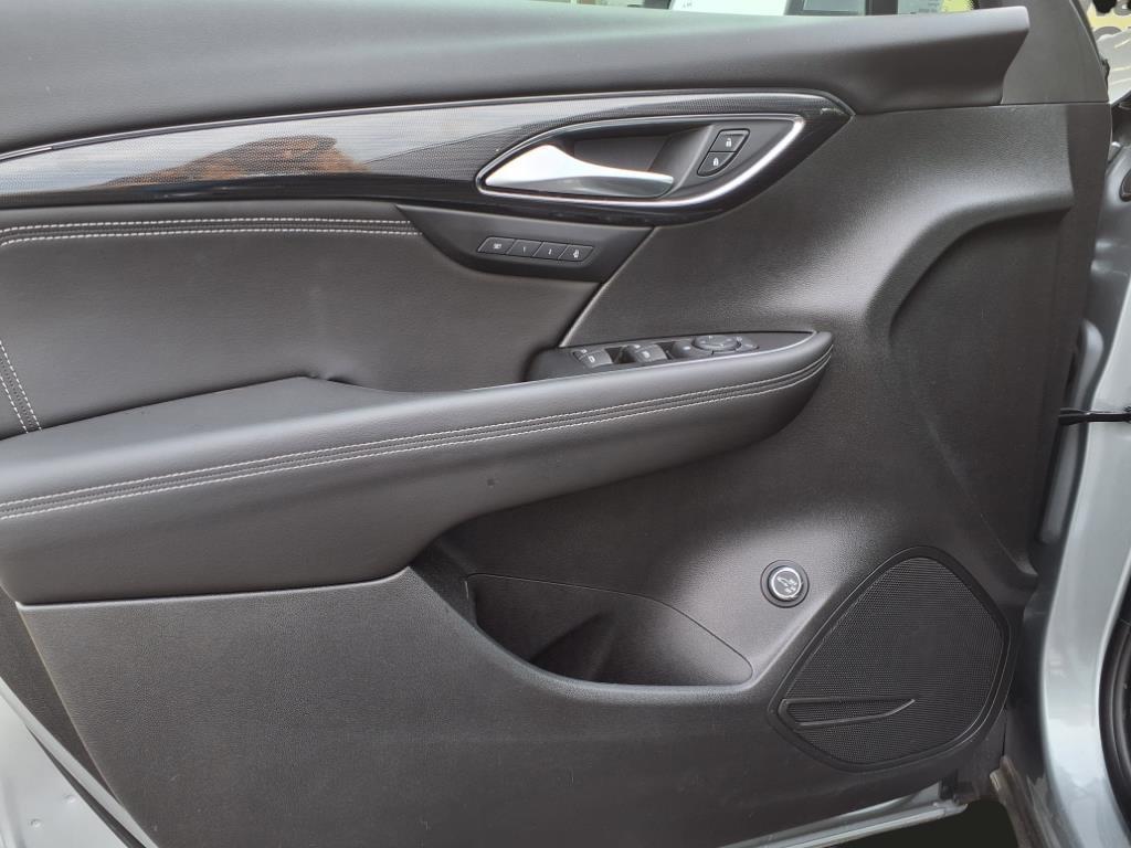 used 2023 Buick Envision car, priced at $31,522