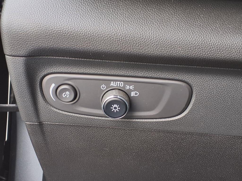 used 2023 Buick Envision car, priced at $31,522