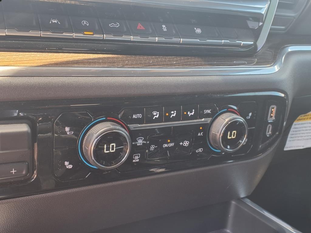 used 2024 Chevrolet Silverado 1500 car, priced at $44,268