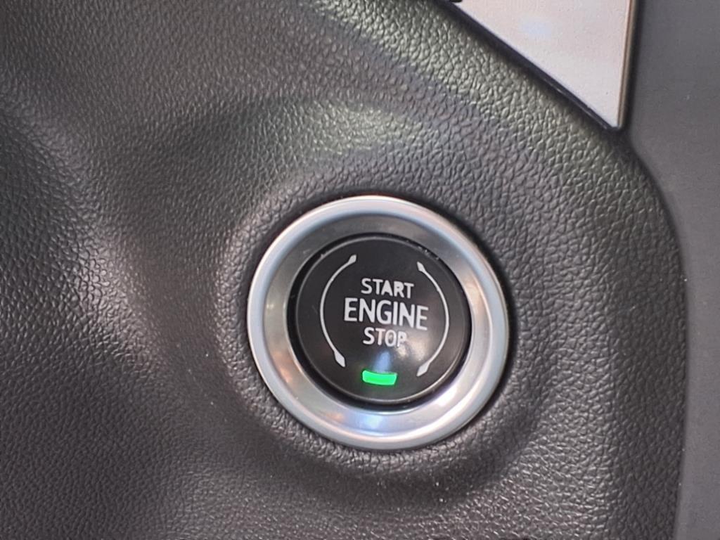 used 2021 Chevrolet Silverado 1500 car, priced at $38,864