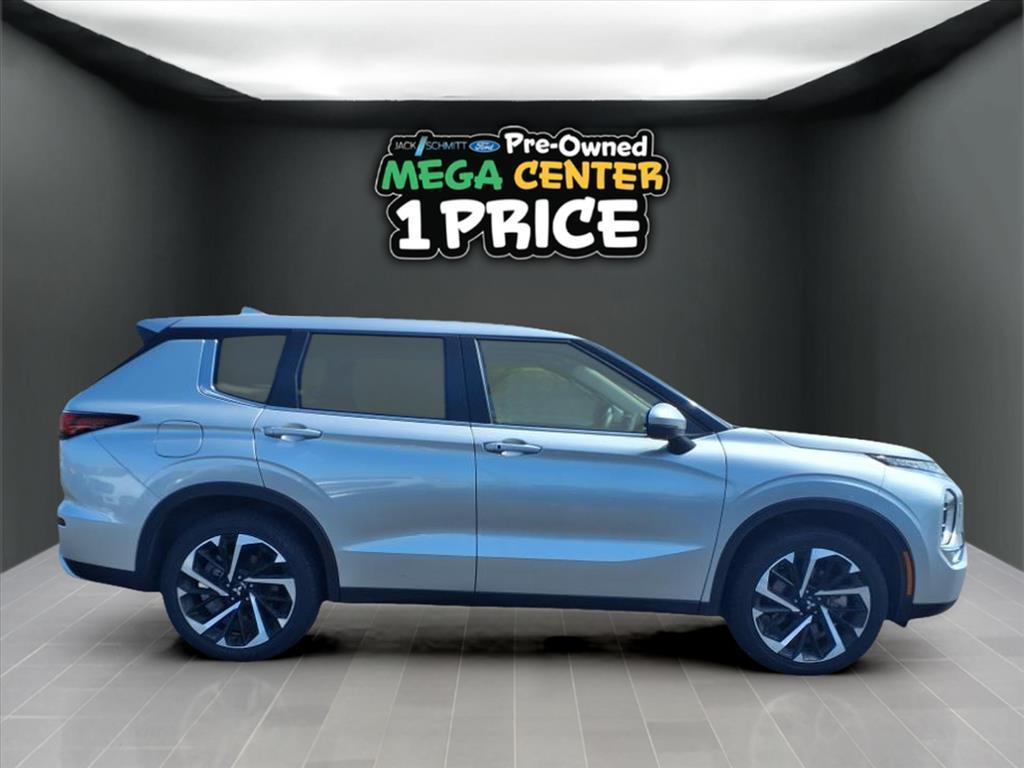 used 2023 Mitsubishi Outlander car, priced at $25,238