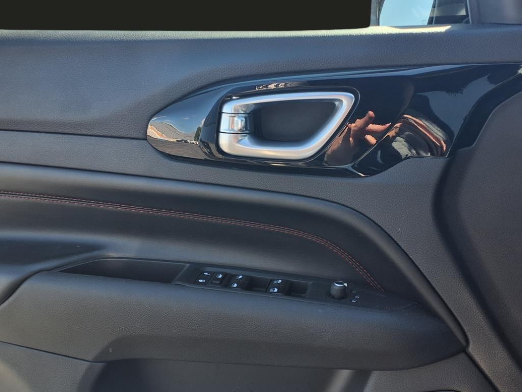 used 2023 Jeep Compass car, priced at $24,644