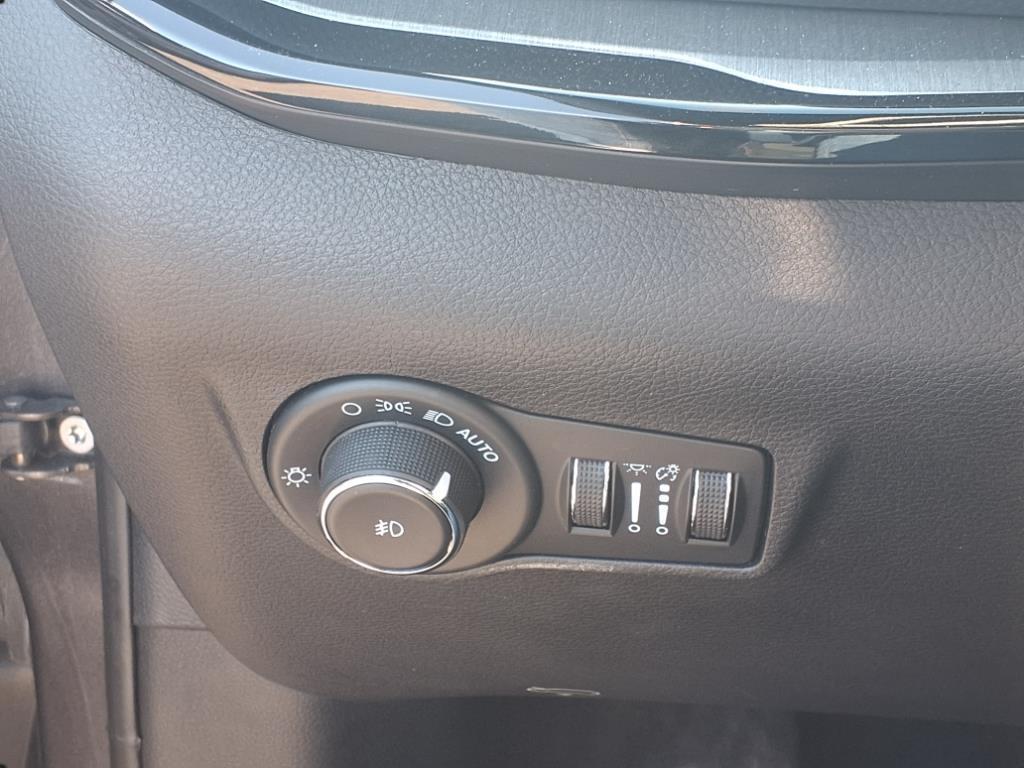 used 2023 Jeep Compass car, priced at $24,644