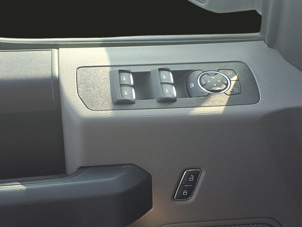 used 2019 Ford F-150 car, priced at $26,913