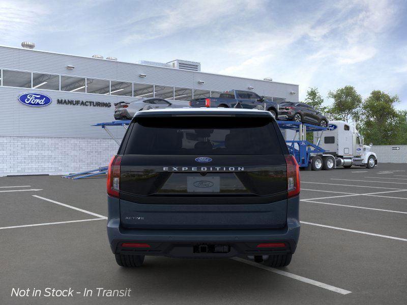 new 2025 Ford Expedition car, priced at $70,000