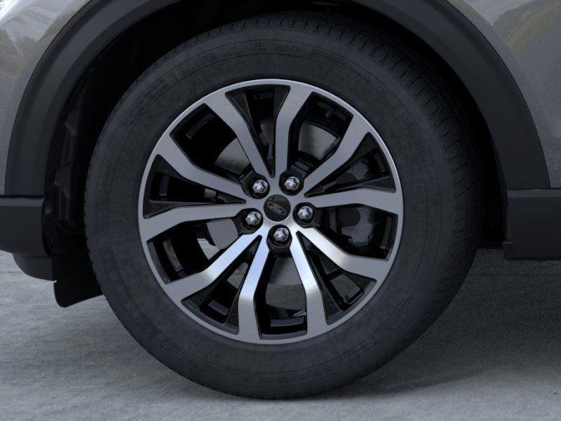 new 2025 Ford Explorer car, priced at $40,185