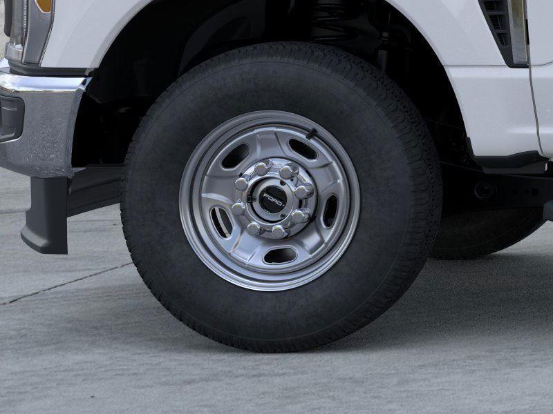 new 2025 Ford F-250 car, priced at $43,750