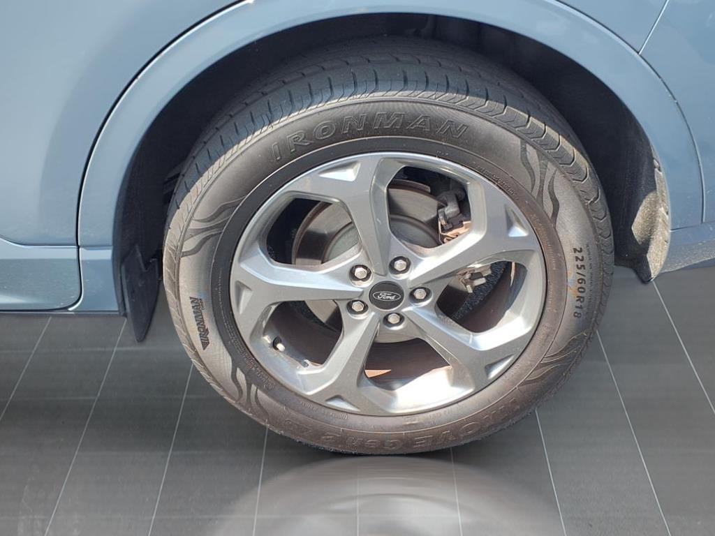 used 2023 Ford Escape car, priced at $23,372