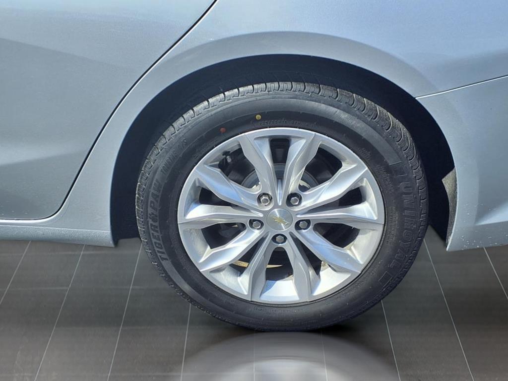 used 2021 Chevrolet Malibu car, priced at $15,391