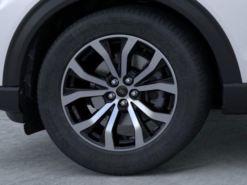 new 2025 Ford Explorer car, priced at $45,000