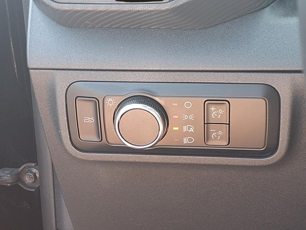 used 2024 Ford Mustang car, priced at $25,900