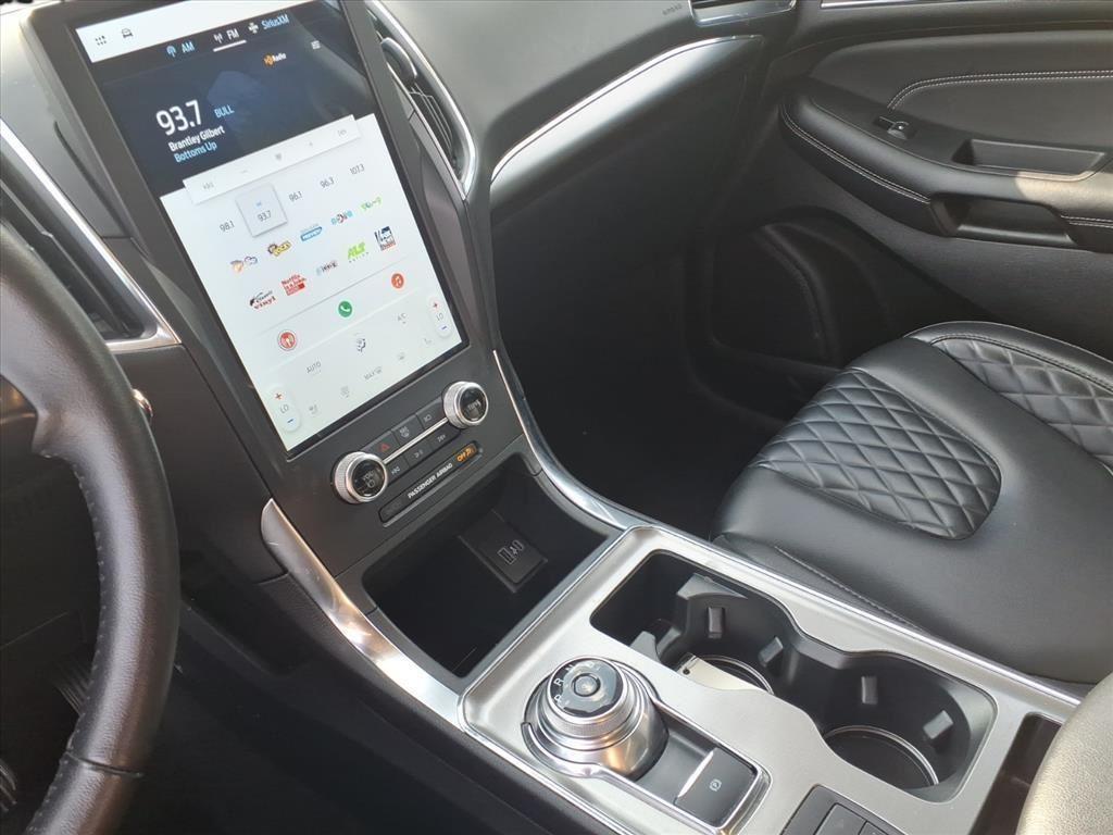 used 2024 Ford Edge car, priced at $27,000