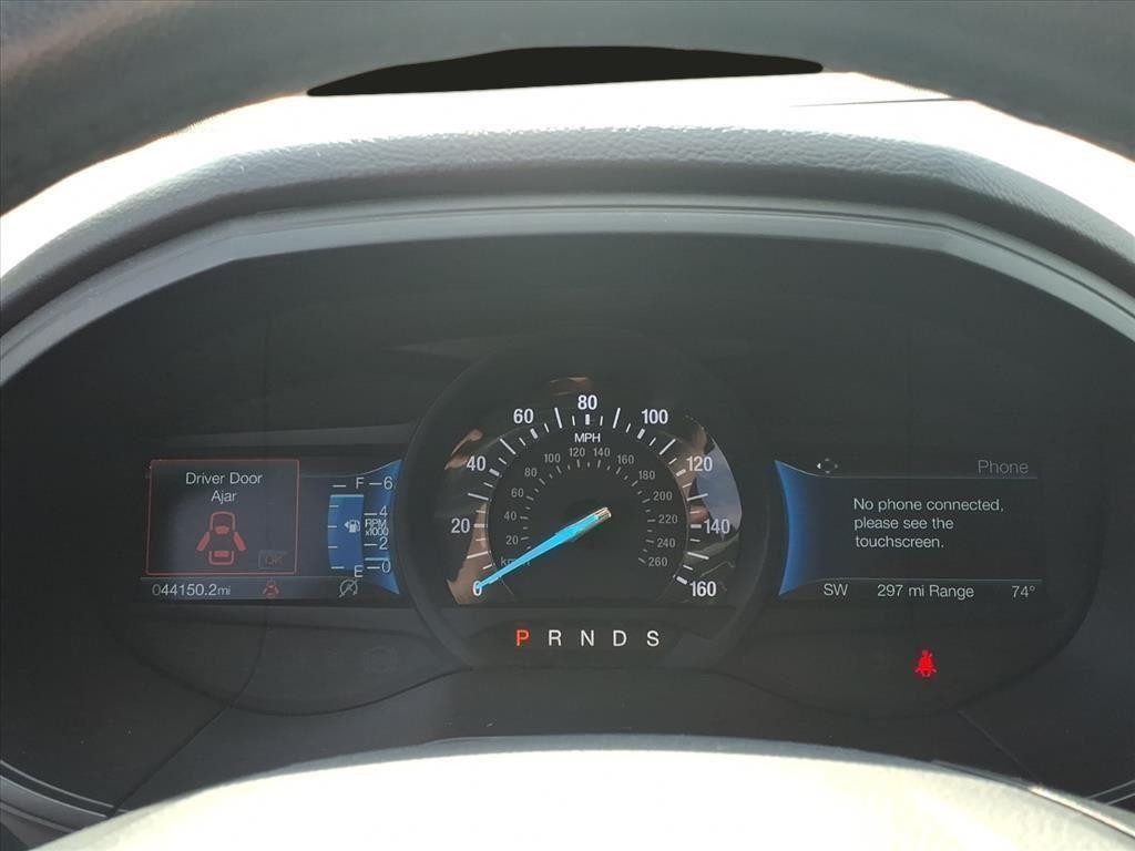 used 2024 Ford Edge car, priced at $27,000