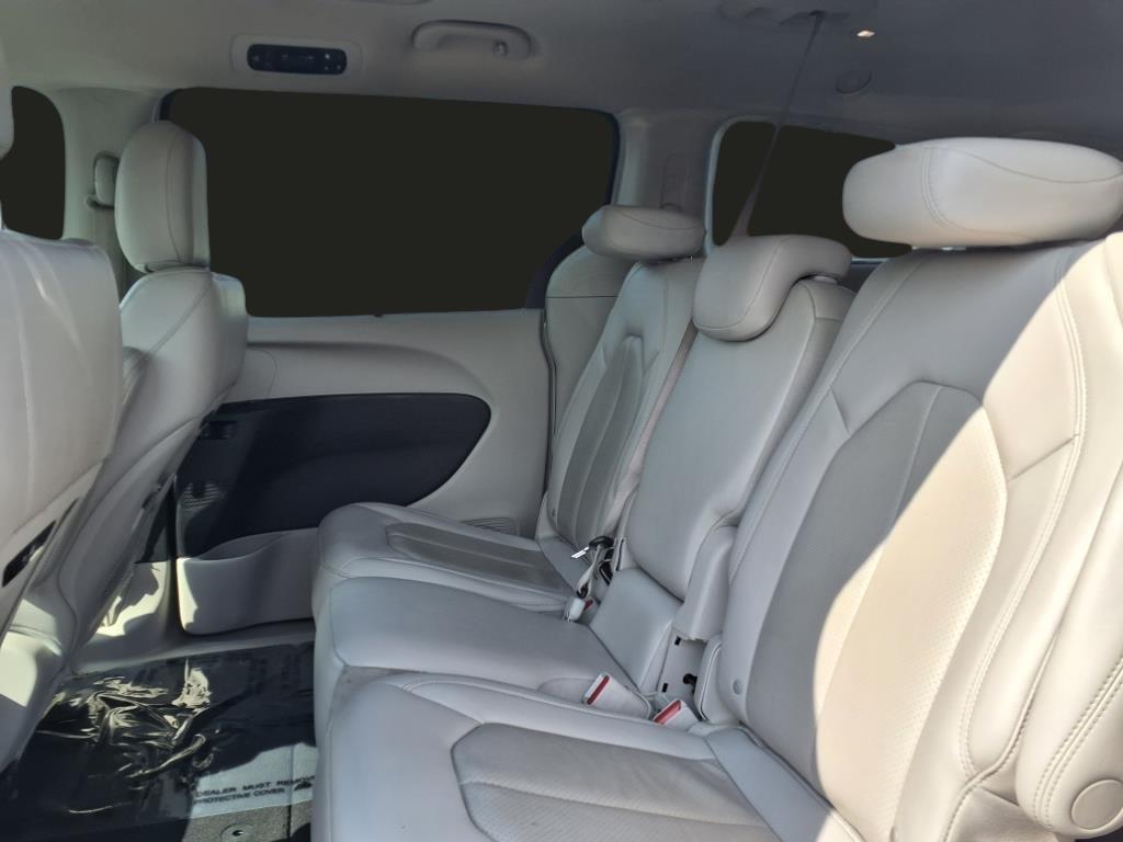 used 2021 Chrysler Pacifica car, priced at $23,269