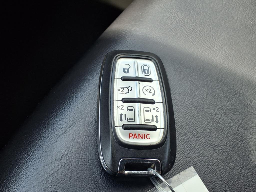 used 2023 Chrysler Pacifica car, priced at $22,942