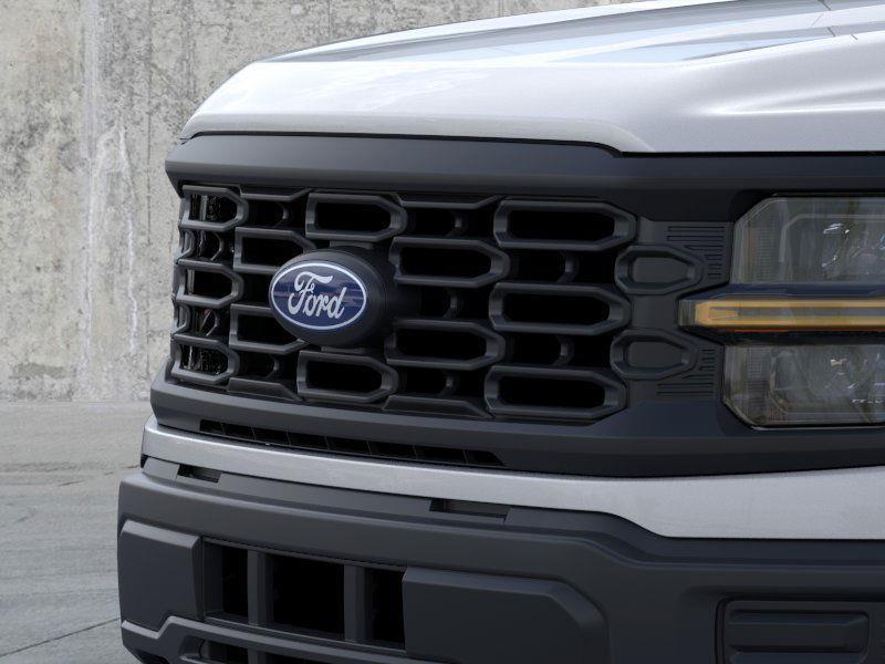 new 2024 Ford F-150 car, priced at $40,015