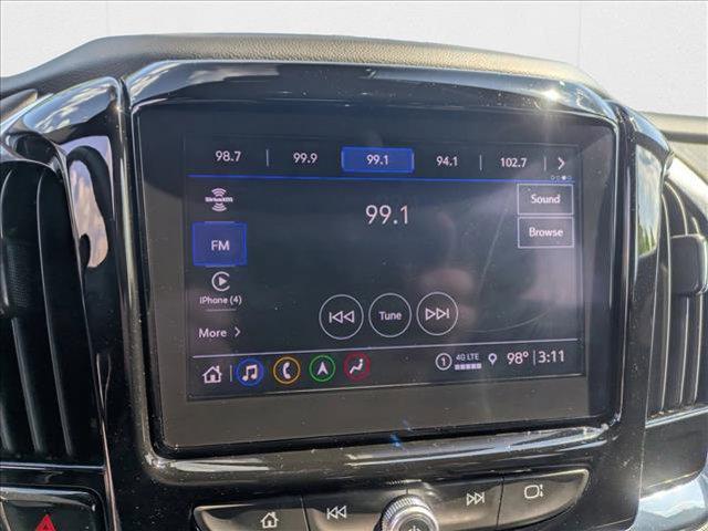 used 2022 Chevrolet Traverse car, priced at $27,998
