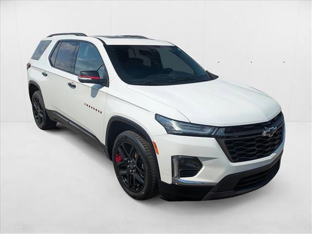 used 2022 Chevrolet Traverse car, priced at $27,998