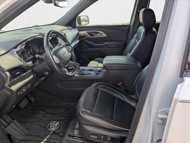 used 2022 Chevrolet Traverse car, priced at $27,998