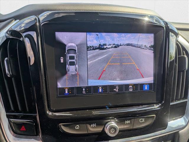 used 2022 Chevrolet Traverse car, priced at $27,998