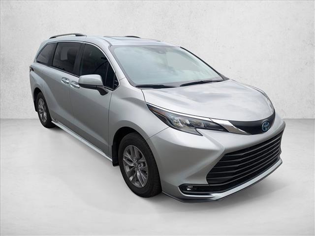 used 2025 Toyota Sienna car, priced at $46,609