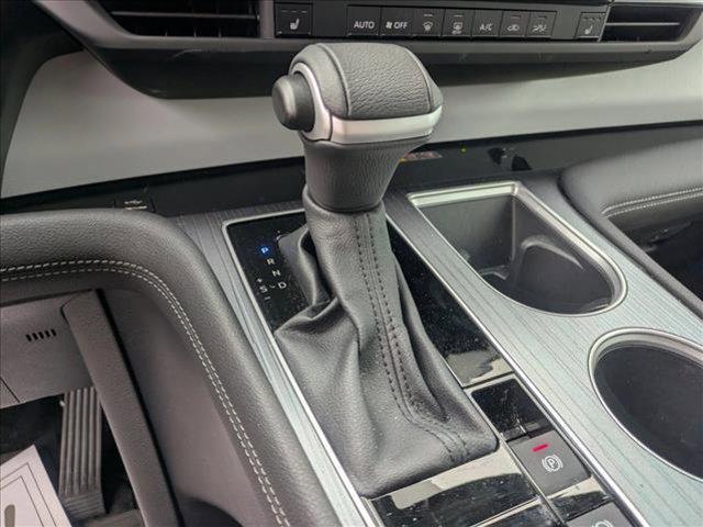 used 2025 Toyota Sienna car, priced at $46,609