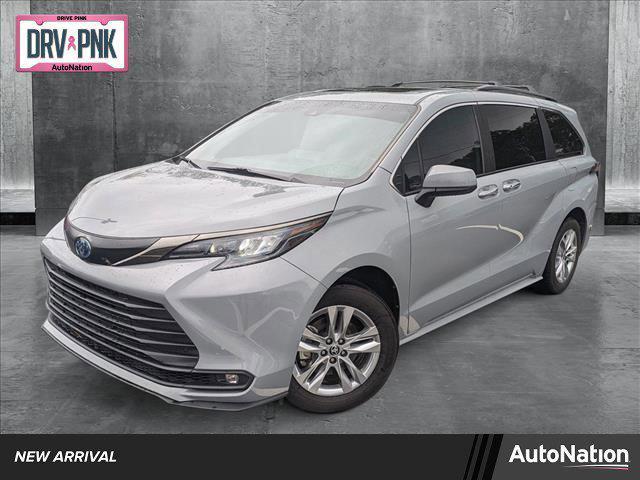 used 2022 Toyota Sienna car, priced at $46,867