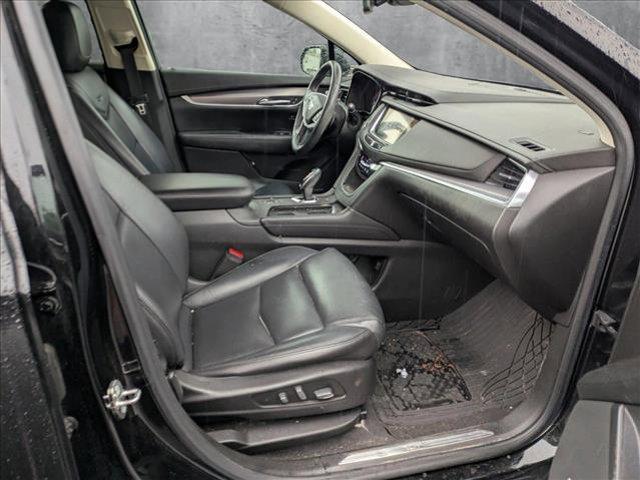 used 2017 Cadillac XT5 car, priced at $15,537