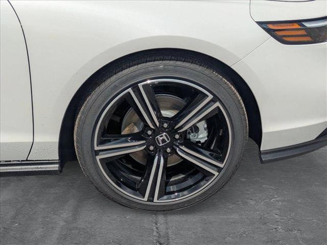 new 2025 Honda Accord Hybrid car, priced at $33,655