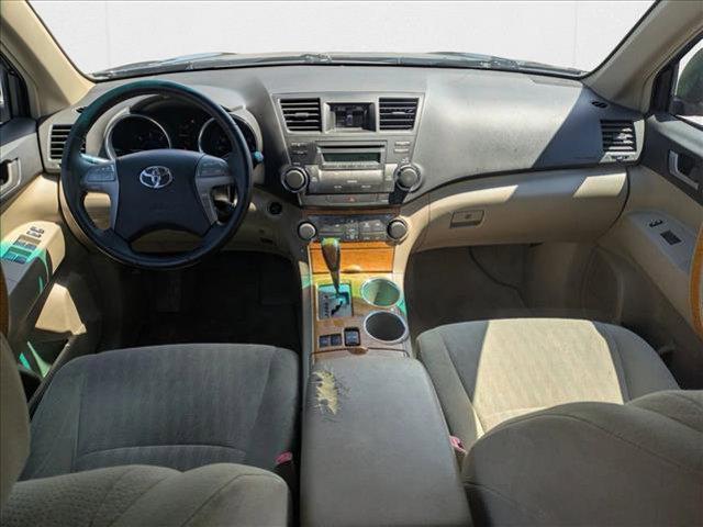 used 2008 Toyota Highlander Hybrid car, priced at $9,355