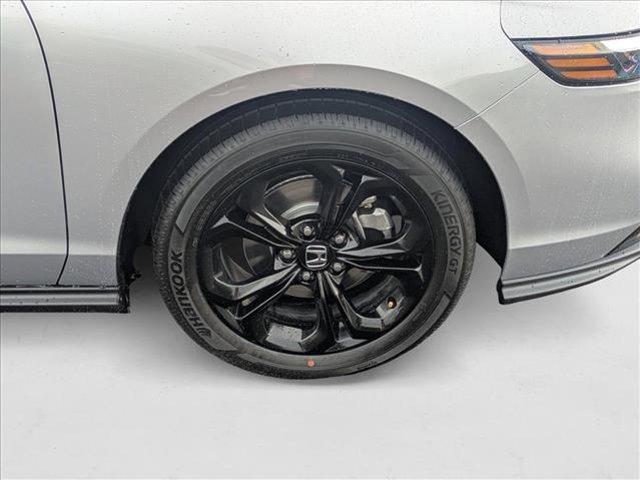 new 2025 Honda Accord car, priced at $30,274