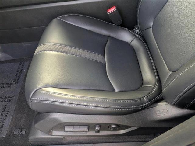 new 2025 Honda Pilot car, priced at $45,321