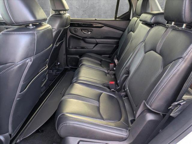 new 2025 Honda Pilot car, priced at $45,321