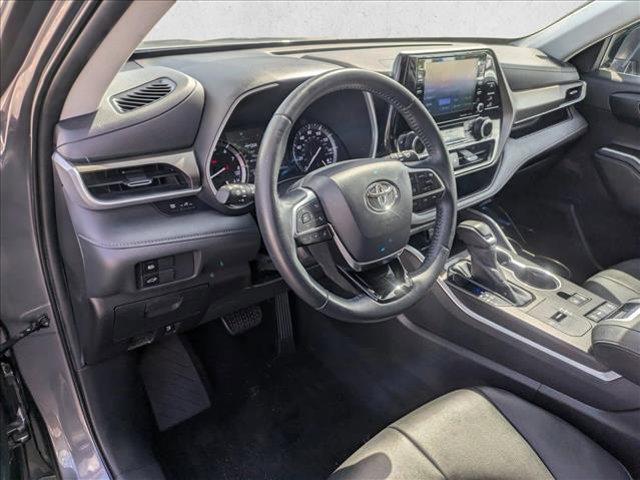 used 2020 Toyota Highlander car, priced at $27,476