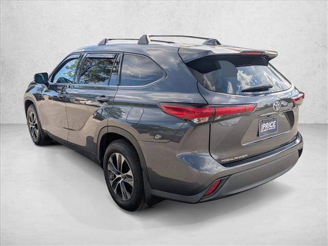 used 2020 Toyota Highlander car, priced at $27,476
